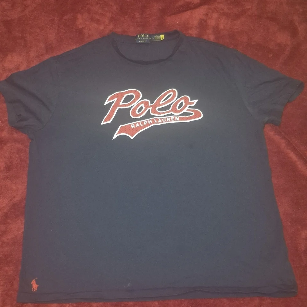 Polo by Ralph Lauren Men's Dark Blue and Red Tee